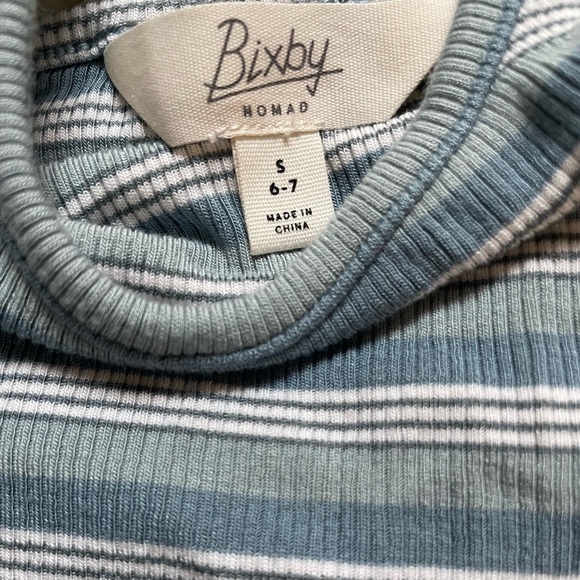 Bixby Striped Tank Size 6-7 - Picture 3 of 3
